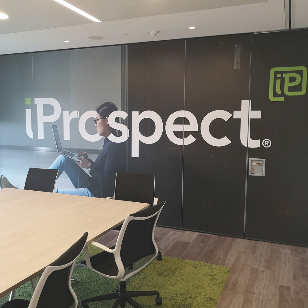 iProspect came to us for their internal branding project. To create a branded, professional and engaging area in the main lobby and boardroom of their offices.