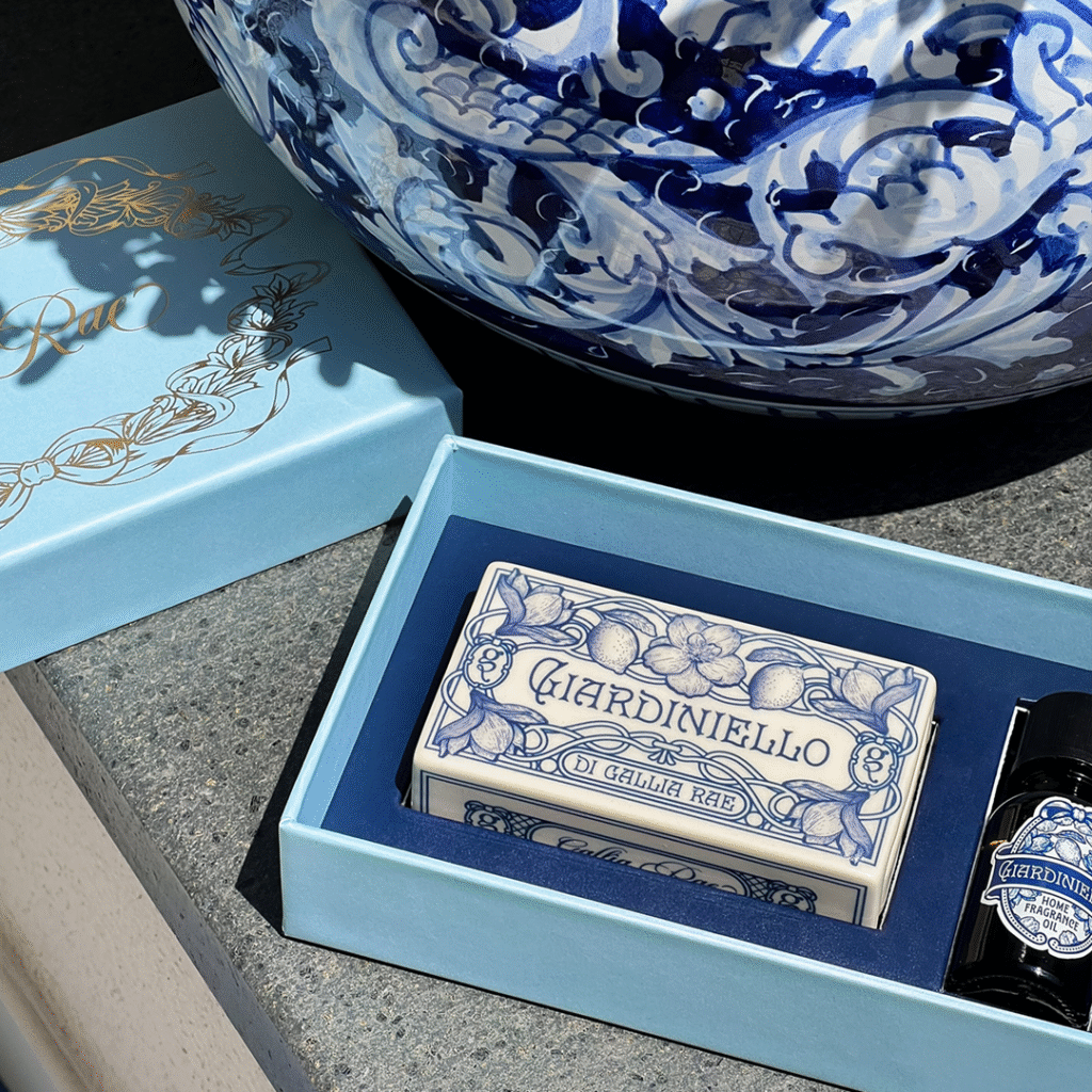 A bespoke luxury packaging solution combining custom fitments and gold foil detailing for Gallia Rae’s award-winning home fragrance launch.